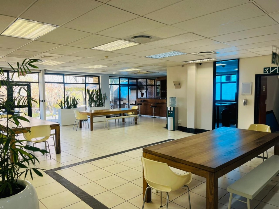  Bedroom Property for Sale in Woodmead Gauteng