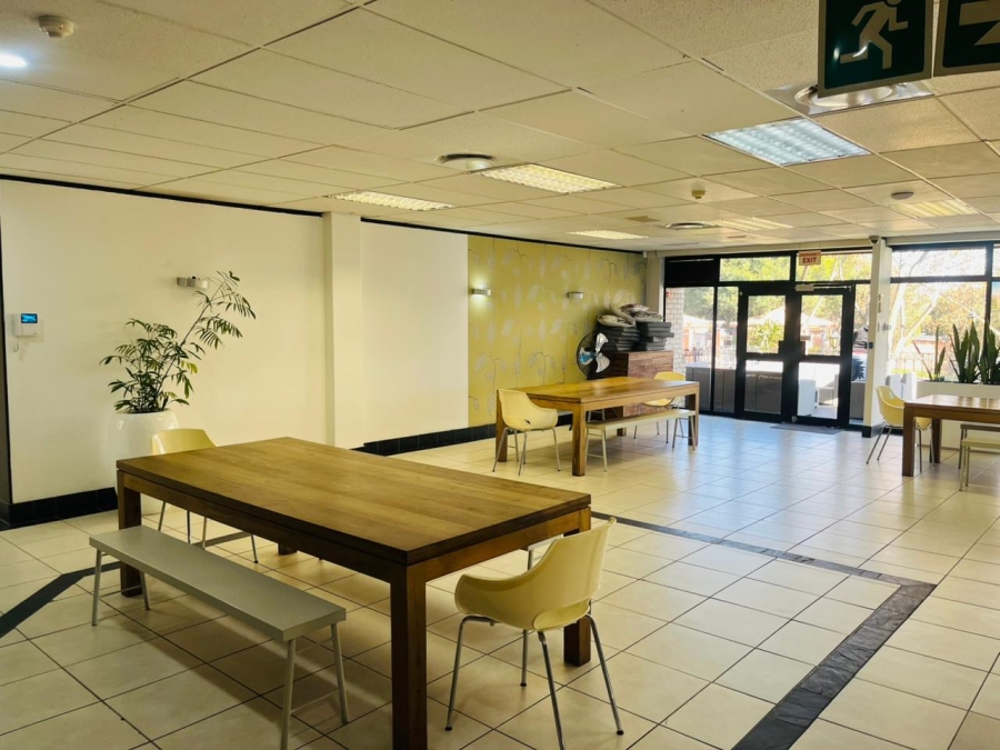  Bedroom Property for Sale in Woodmead Gauteng