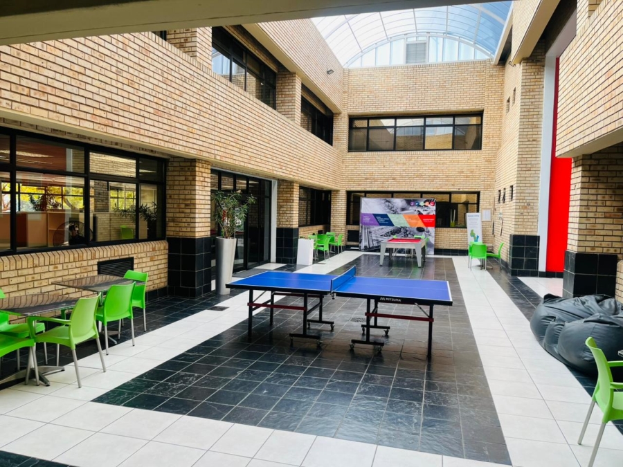  Bedroom Property for Sale in Woodmead Gauteng