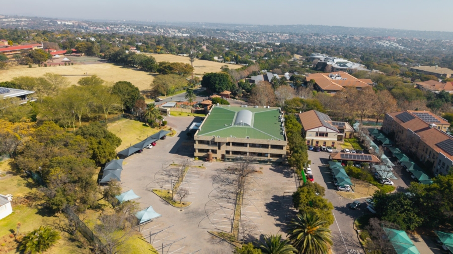 Bedroom Property for Sale in Woodmead Gauteng