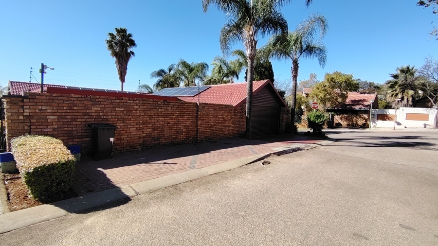 3 Bedroom Property for Sale in Highveld Gauteng