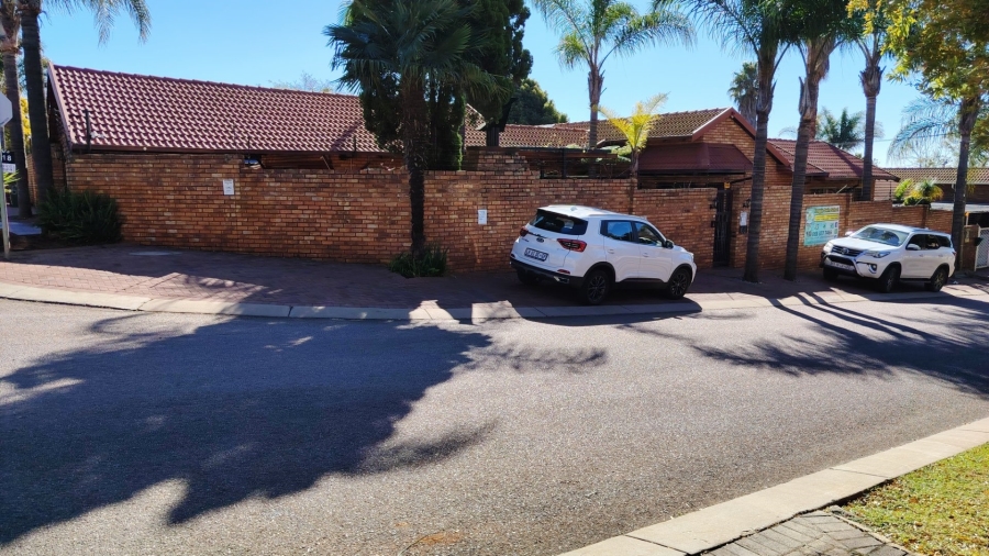 3 Bedroom Property for Sale in Highveld Gauteng
