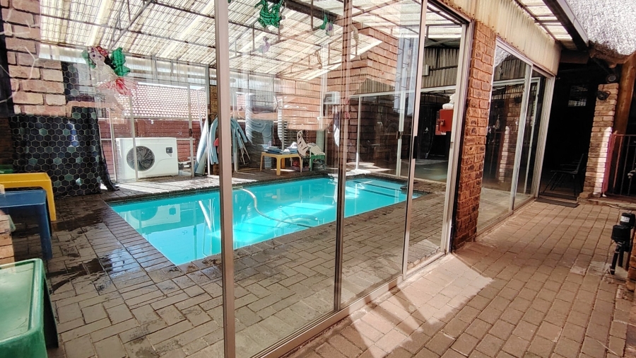3 Bedroom Property for Sale in Highveld Gauteng