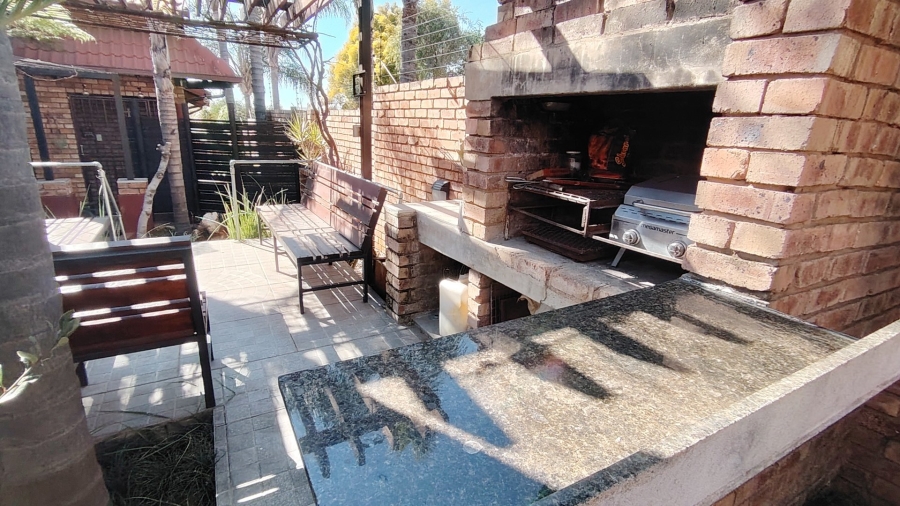 3 Bedroom Property for Sale in Highveld Gauteng