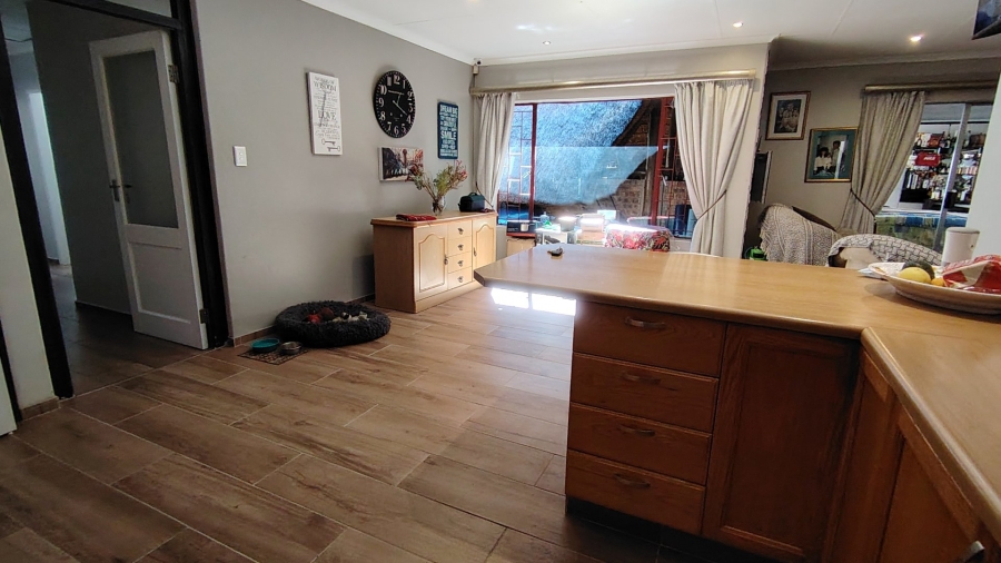 3 Bedroom Property for Sale in Highveld Gauteng