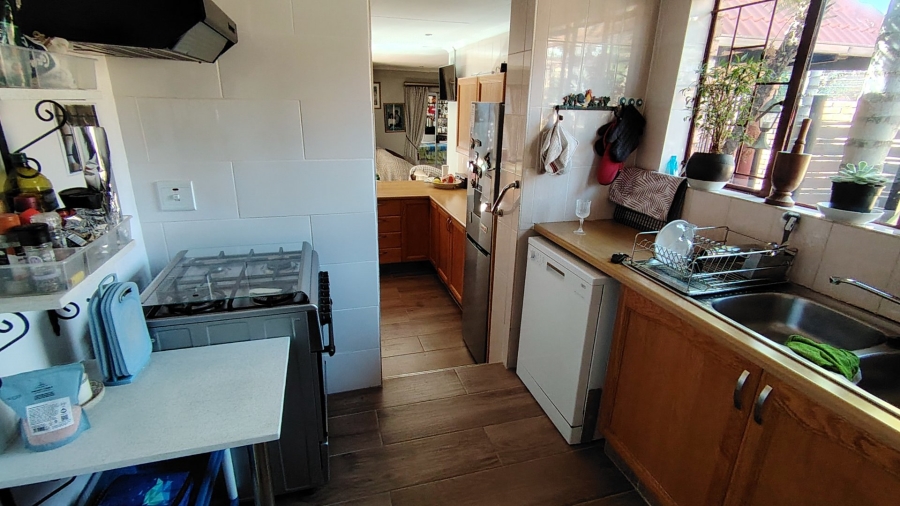 3 Bedroom Property for Sale in Highveld Gauteng