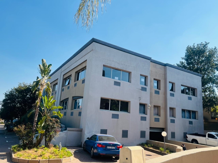  Bedroom Property for Sale in Sunninghill Gauteng