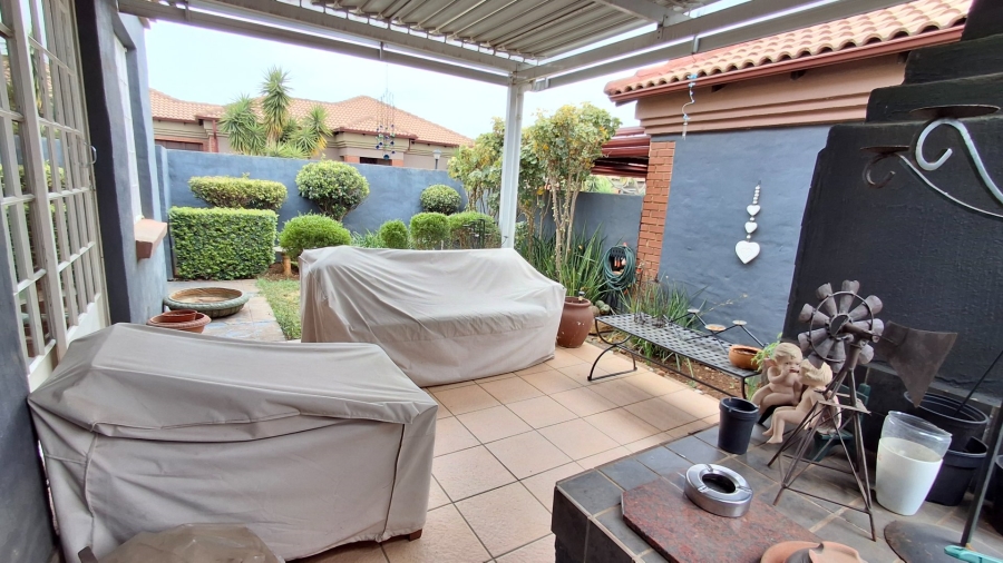 3 Bedroom Property for Sale in Montana Park Gauteng