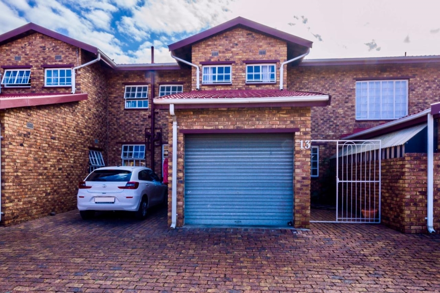 3 Bedroom Property for Sale in Atlasville Gauteng