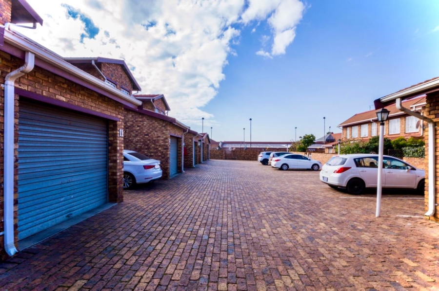 3 Bedroom Property for Sale in Atlasville Gauteng