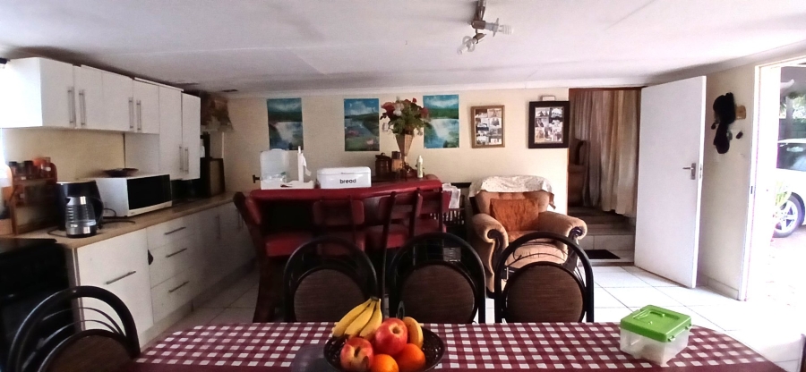 To Let 2 Bedroom Property for Rent in Heuweloord Gauteng