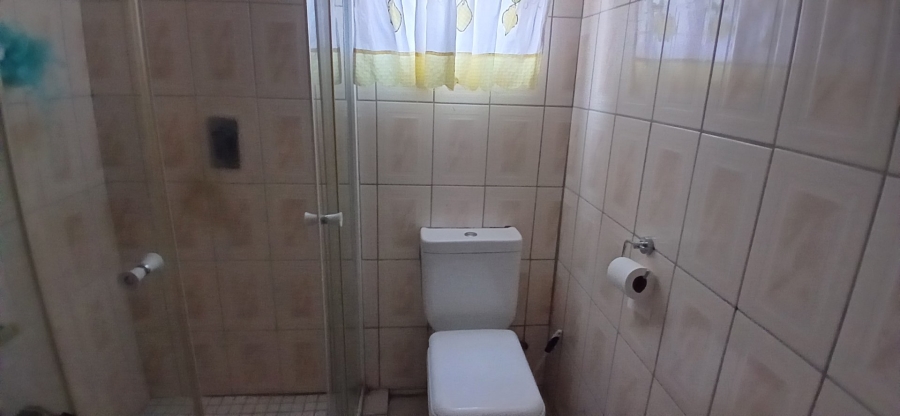 To Let 2 Bedroom Property for Rent in Heuweloord Gauteng