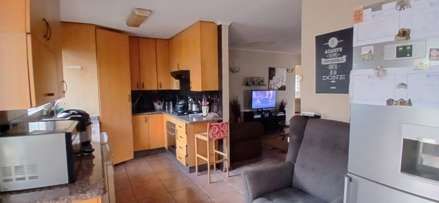 To Let 4 Bedroom Property for Rent in Heuweloord Gauteng