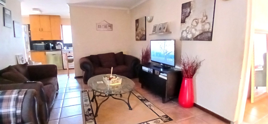 To Let 4 Bedroom Property for Rent in Heuweloord Gauteng