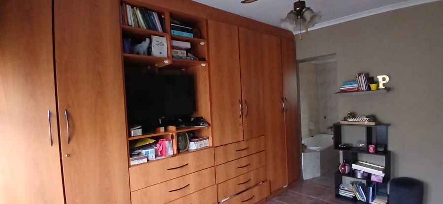 To Let 3 Bedroom Property for Rent in Heuweloord Gauteng