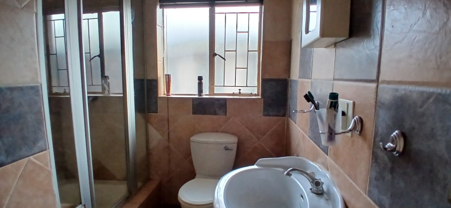 To Let 3 Bedroom Property for Rent in Heuweloord Gauteng