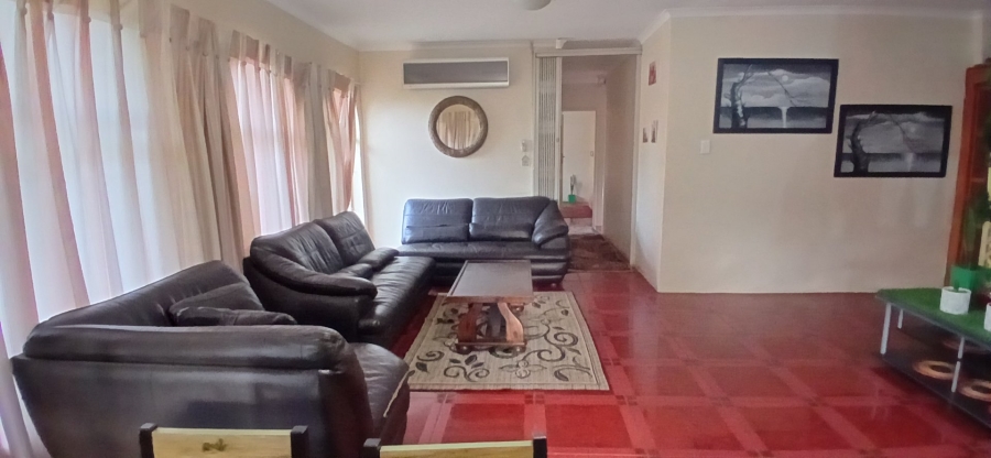 To Let 3 Bedroom Property for Rent in Heuweloord Gauteng