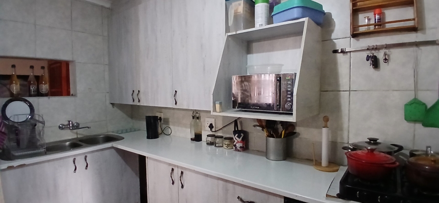 To Let 3 Bedroom Property for Rent in Heuweloord Gauteng