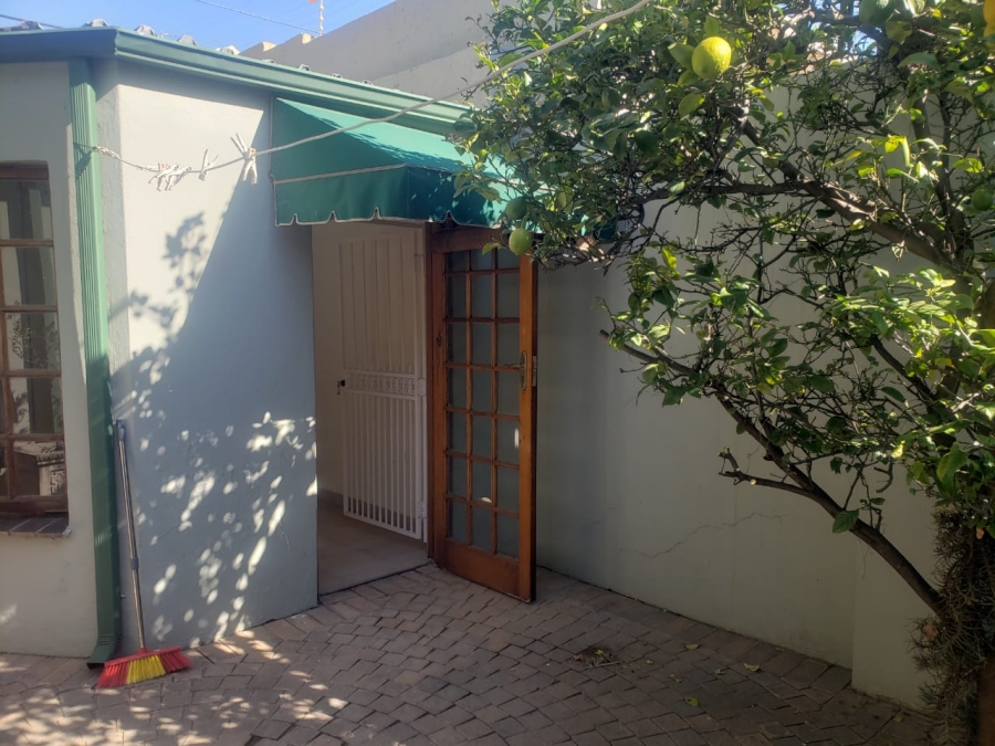 1 Bedroom Property for Sale in Norwood Gauteng