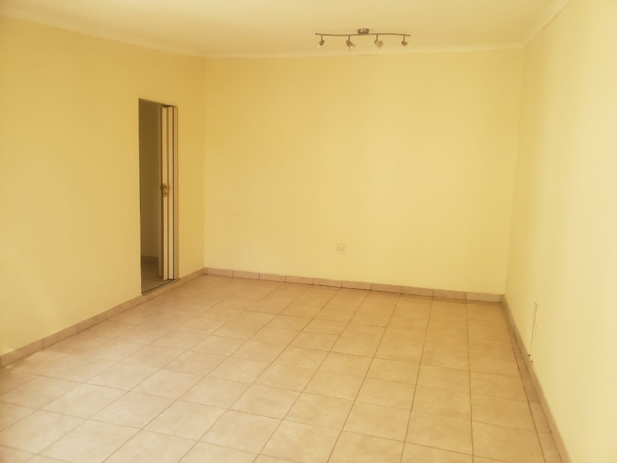 1 Bedroom Property for Sale in Norwood Gauteng
