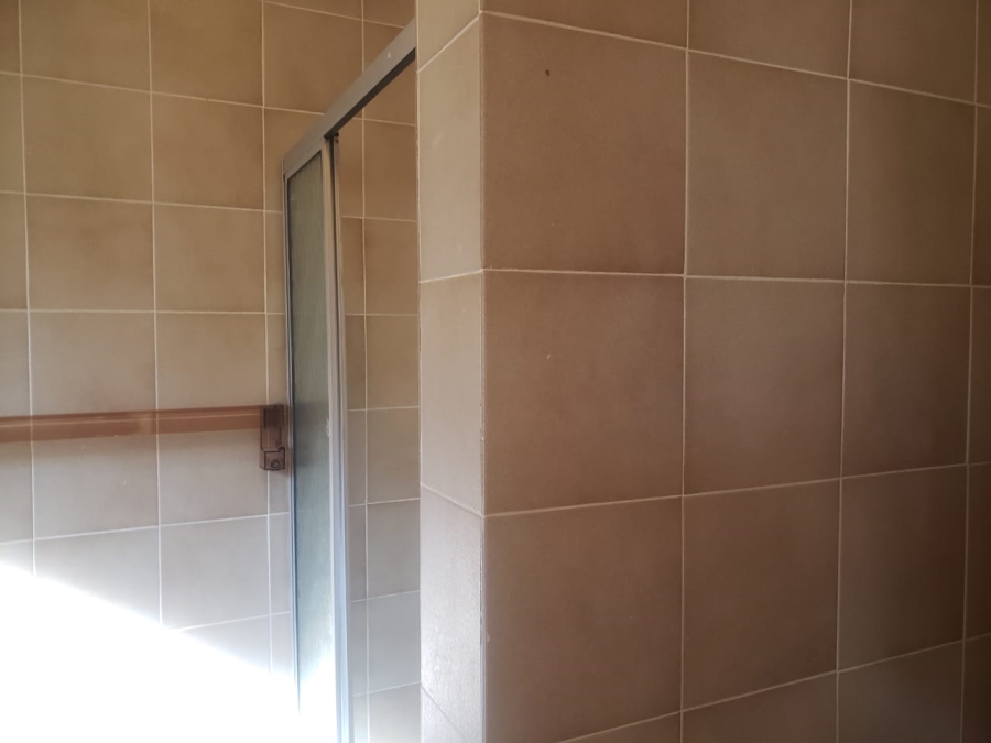 1 Bedroom Property for Sale in Norwood Gauteng