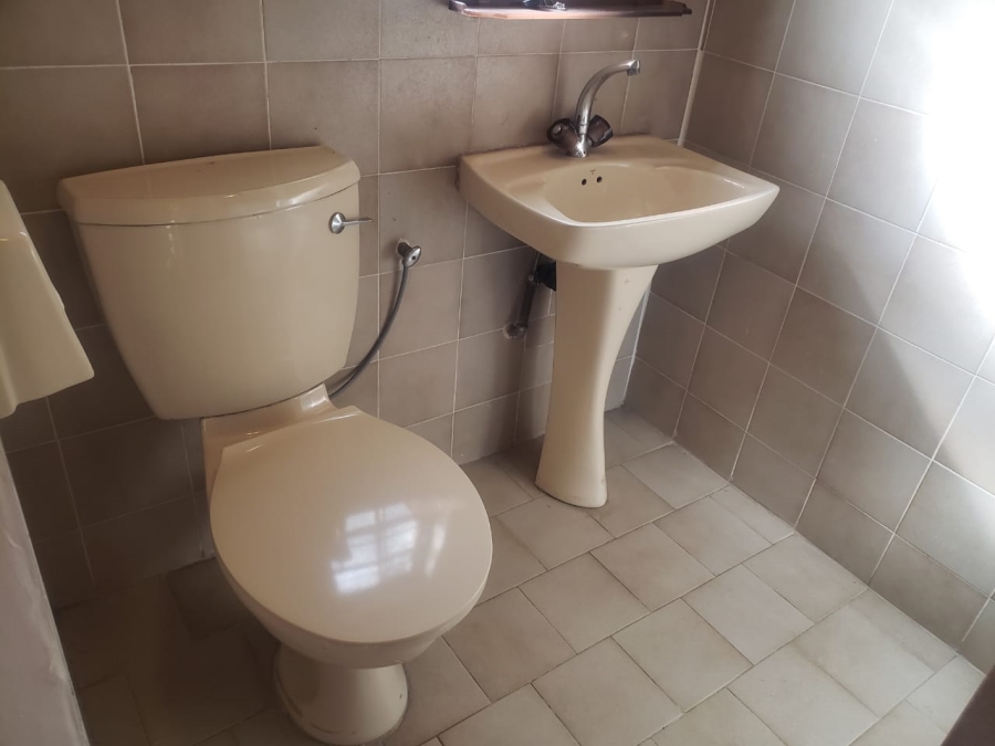 1 Bedroom Property for Sale in Norwood Gauteng