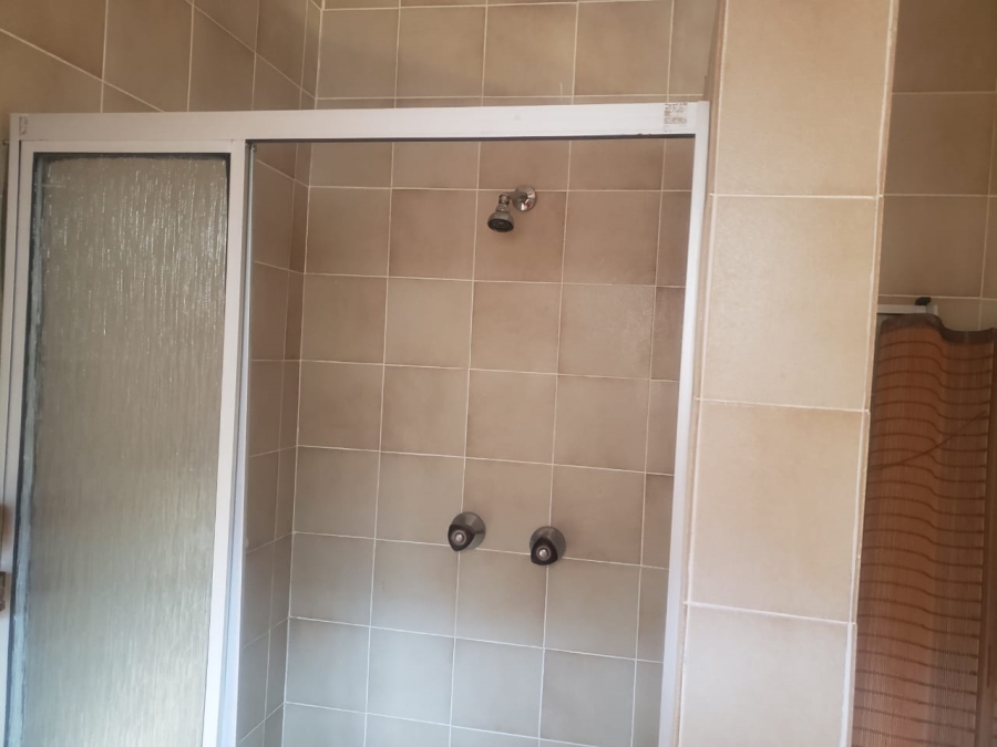 1 Bedroom Property for Sale in Norwood Gauteng