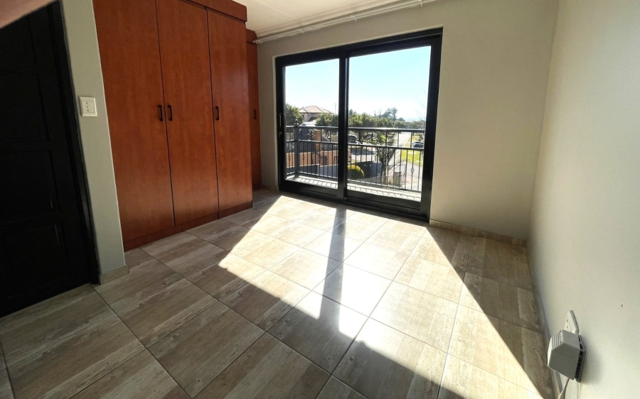 To Let 3 Bedroom Property for Rent in Thatchfield Close Gauteng