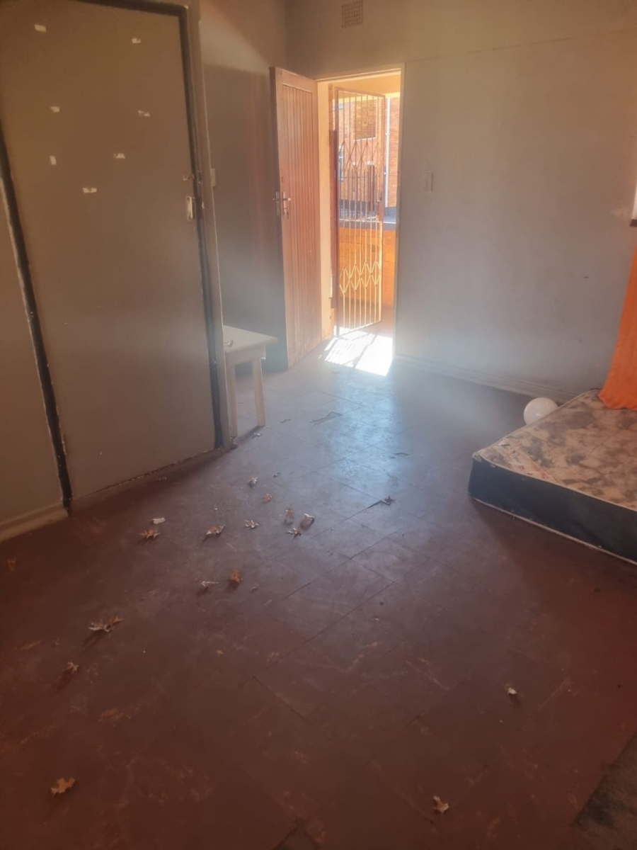 1 Bedroom Property for Sale in Vanderbijlpark CE 1 Gauteng