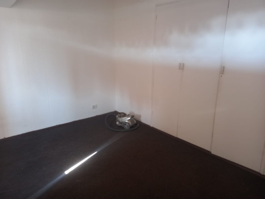 2 Bedroom Property for Sale in Vanderbijlpark CE 1 Gauteng