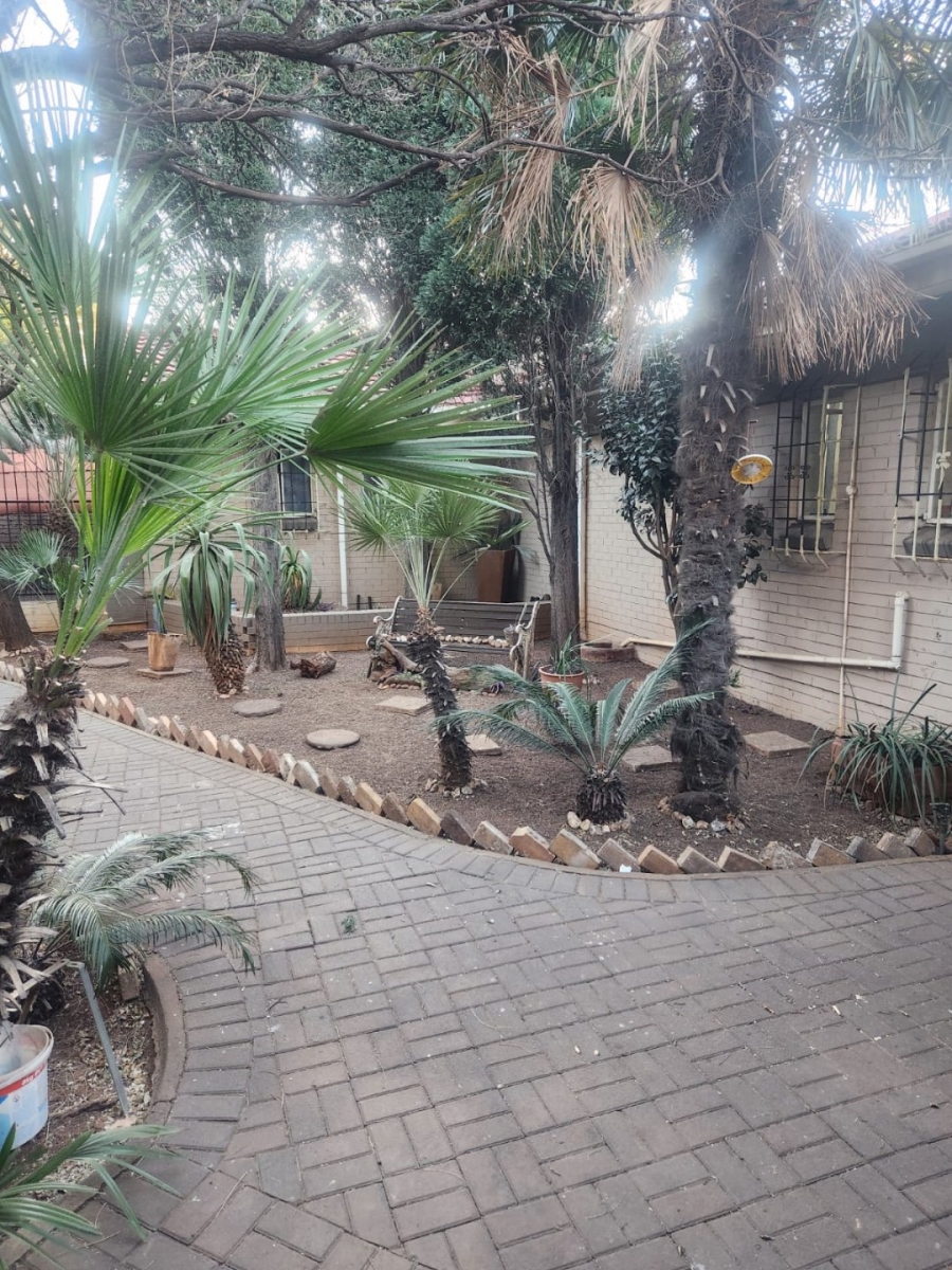 3 Bedroom Property for Sale in Vanderbijlpark SW 5 Gauteng