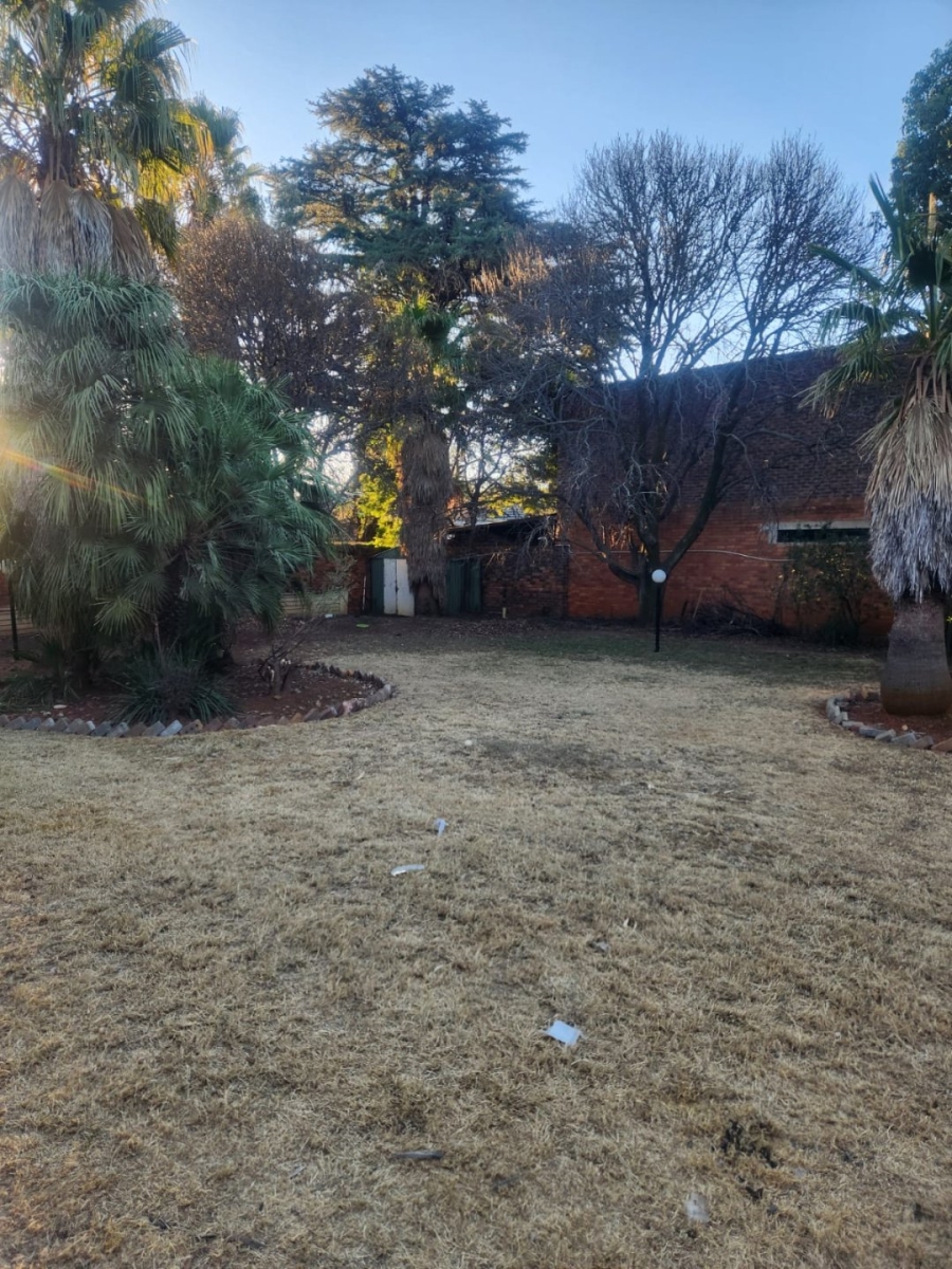 3 Bedroom Property for Sale in Vanderbijlpark SW 5 Gauteng