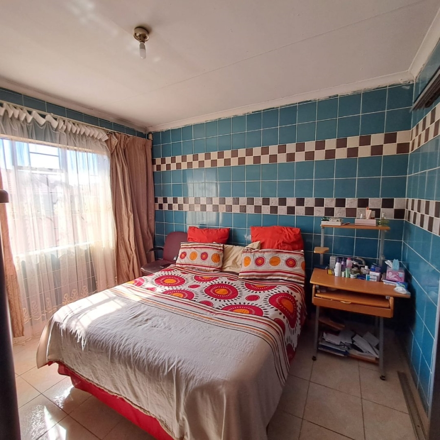2 Bedroom Property for Sale in The Orchards Gauteng