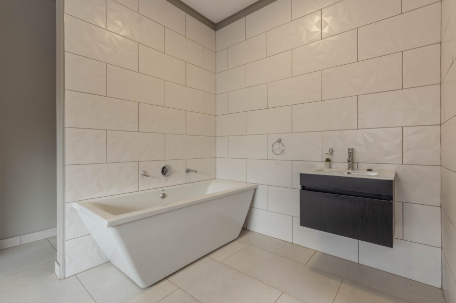 2 Bedroom Property for Sale in Bedfordview Gauteng
