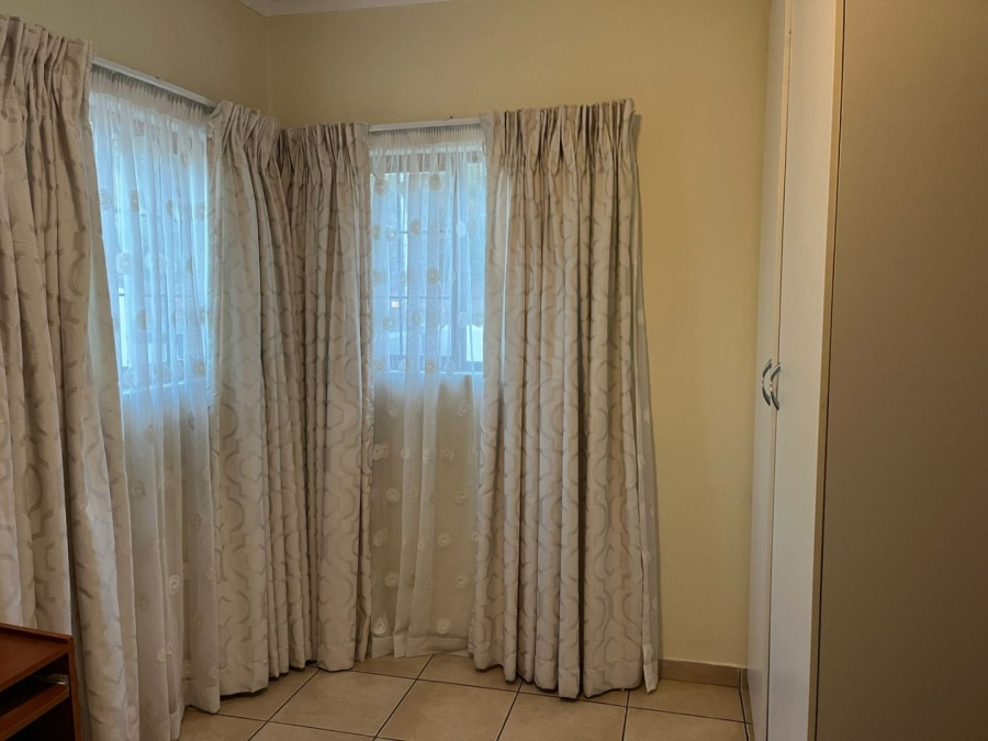 4 Bedroom Property for Sale in Meyerspark Gauteng