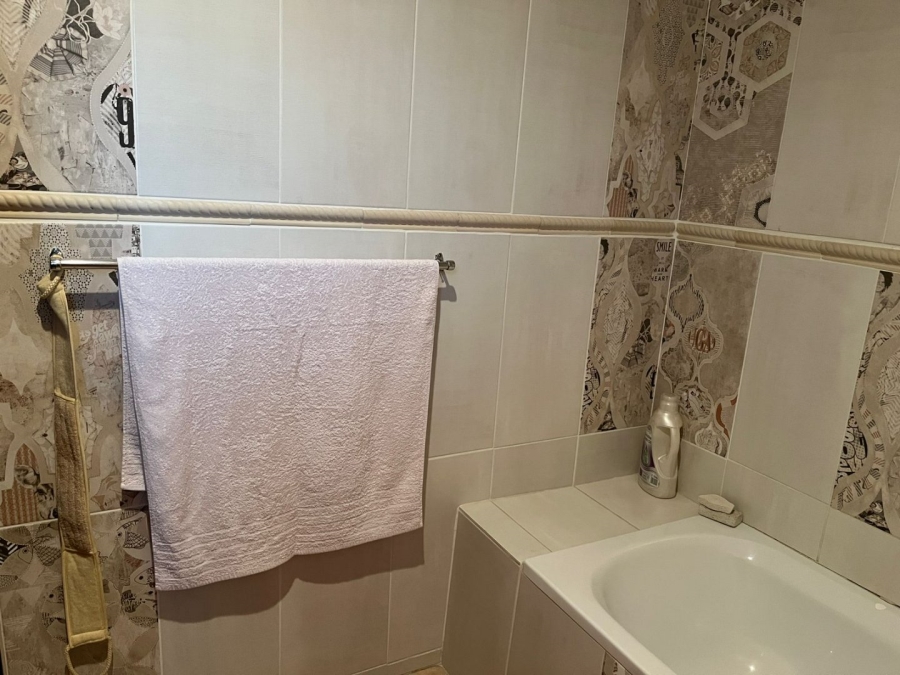 4 Bedroom Property for Sale in Meyerspark Gauteng