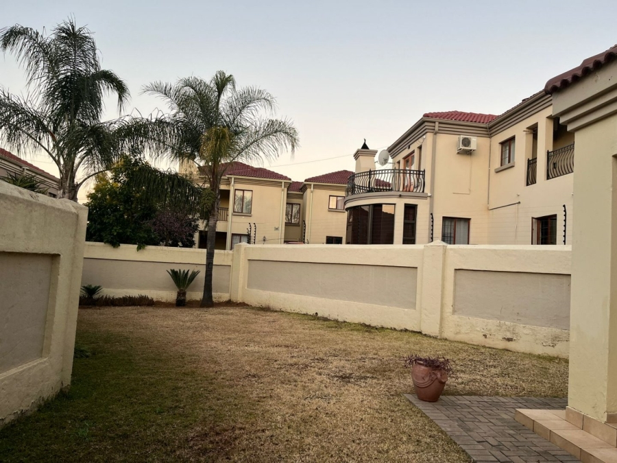4 Bedroom Property for Sale in Meyerspark Gauteng