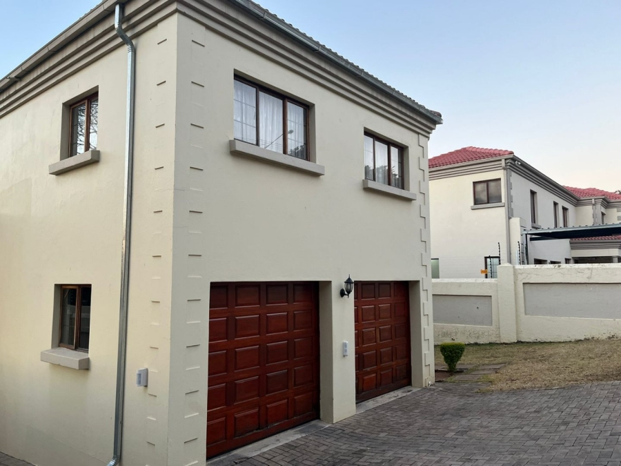 4 Bedroom Property for Sale in Meyerspark Gauteng