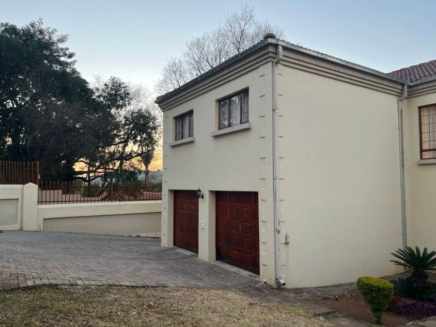 4 Bedroom Property for Sale in Meyerspark Gauteng