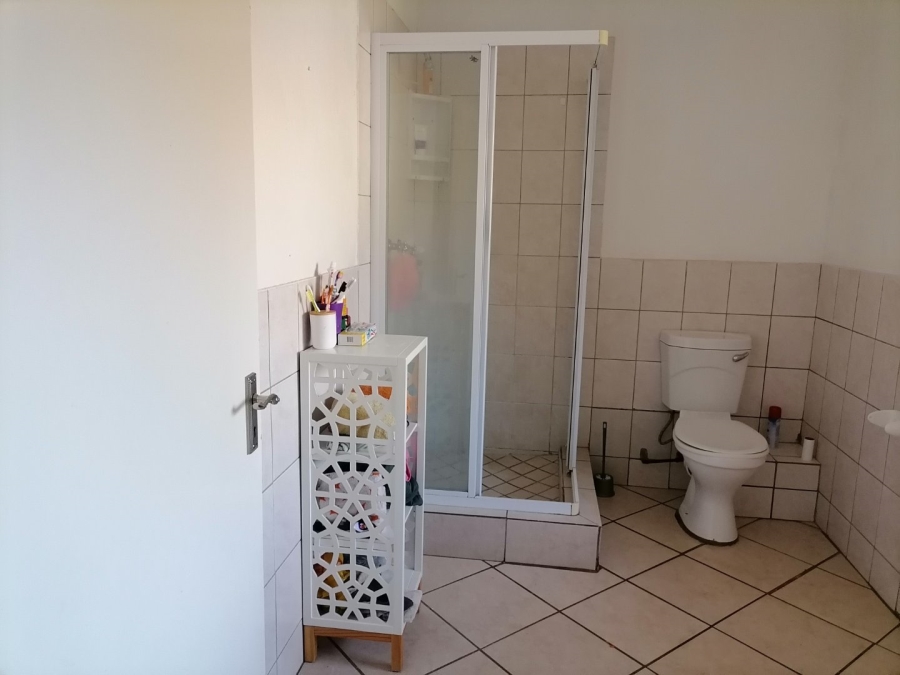 2 Bedroom Property for Sale in Willowbrook Gauteng