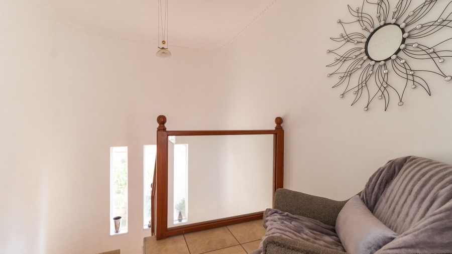 5 Bedroom Property for Sale in Van Riebeeck Park Gauteng