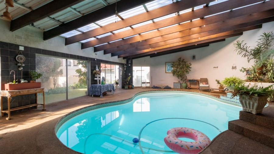 5 Bedroom Property for Sale in Van Riebeeck Park Gauteng