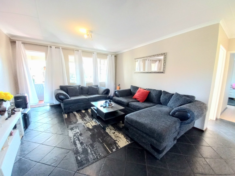 2 Bedroom Property for Sale in Eden Glen Gauteng