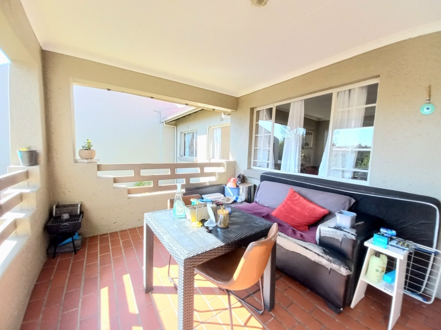 2 Bedroom Property for Sale in Eden Glen Gauteng