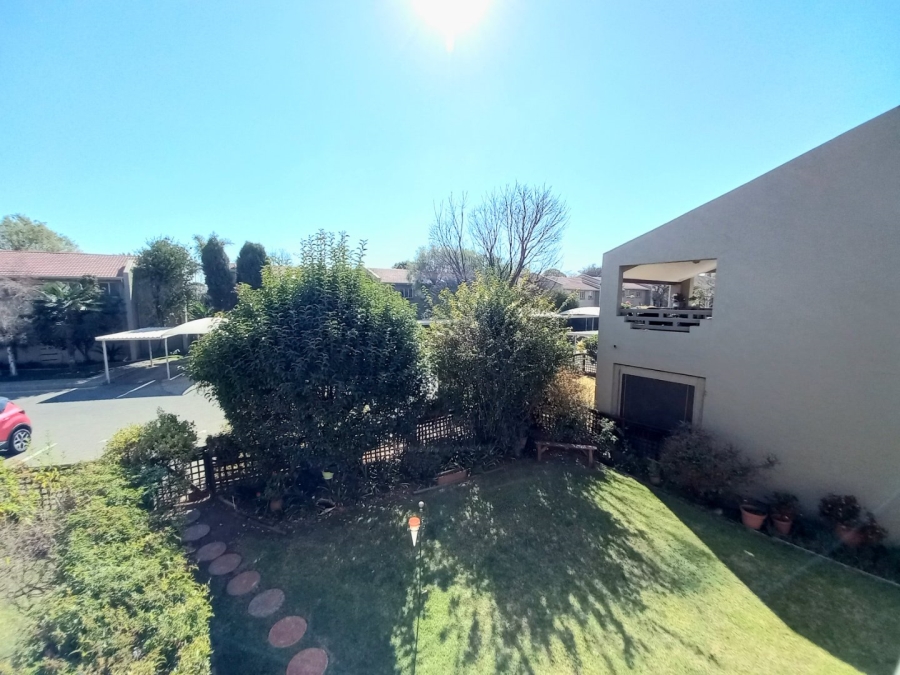 2 Bedroom Property for Sale in Eden Glen Gauteng