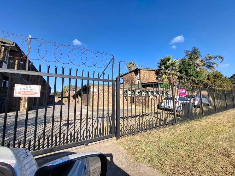 3 Bedroom Property for Sale in Kilner Park Gauteng