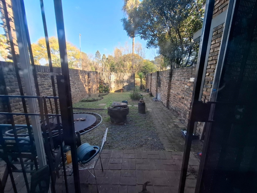 3 Bedroom Property for Sale in Kilner Park Gauteng