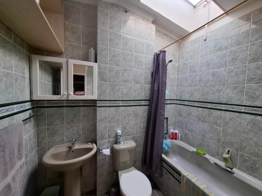 3 Bedroom Property for Sale in Kilner Park Gauteng