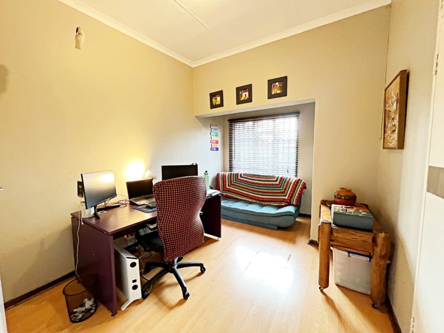 3 Bedroom Property for Sale in Wierda Park Gauteng
