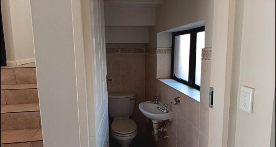 3 Bedroom Property for Sale in Glen Erasmia Gauteng